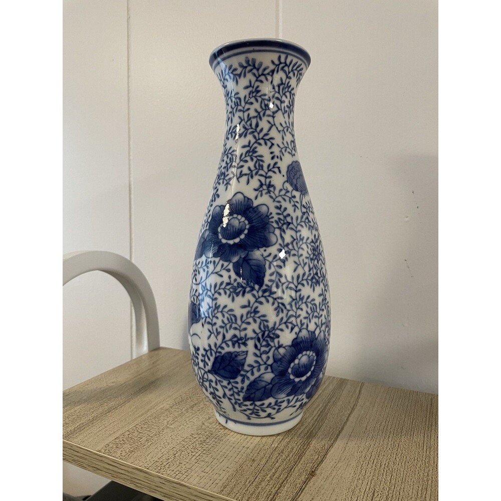 10 in tall Blue & White Floral Ceramic Vase Old Money